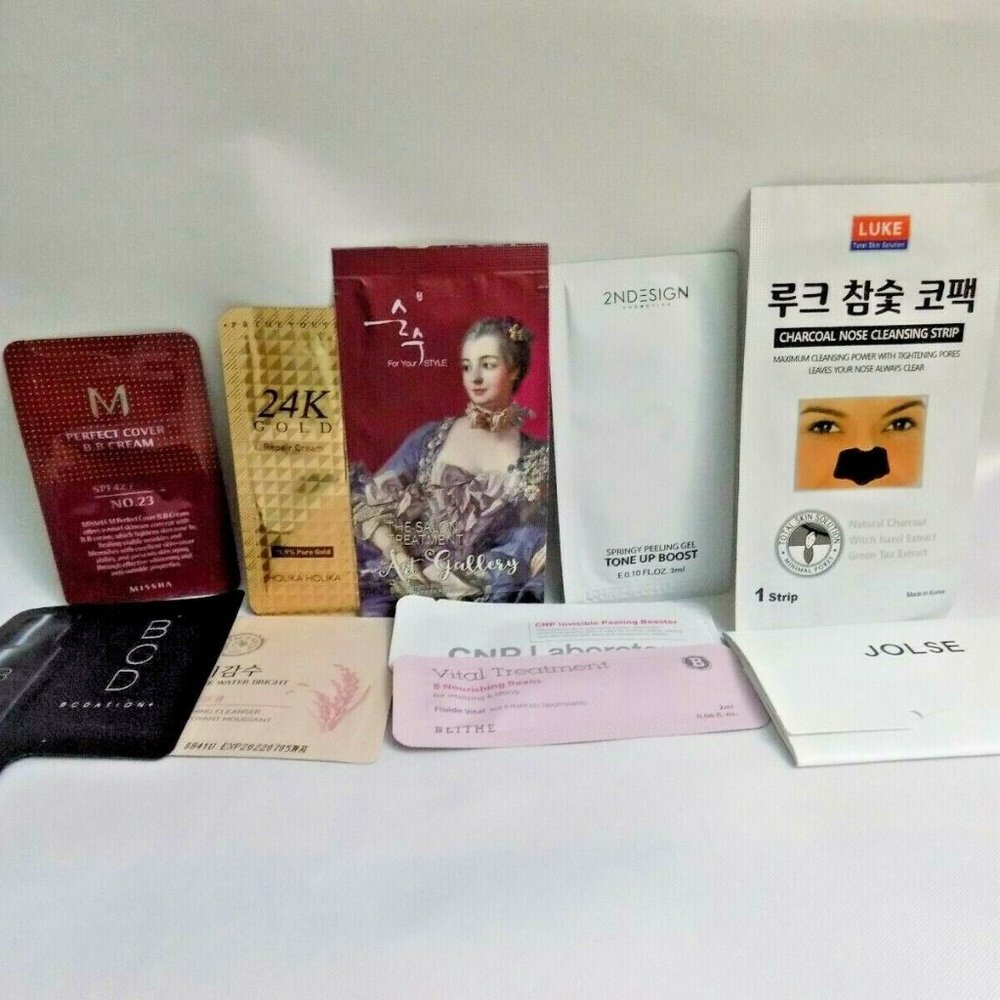 9 PCS Korean Cosmetic Samples - Holika holika